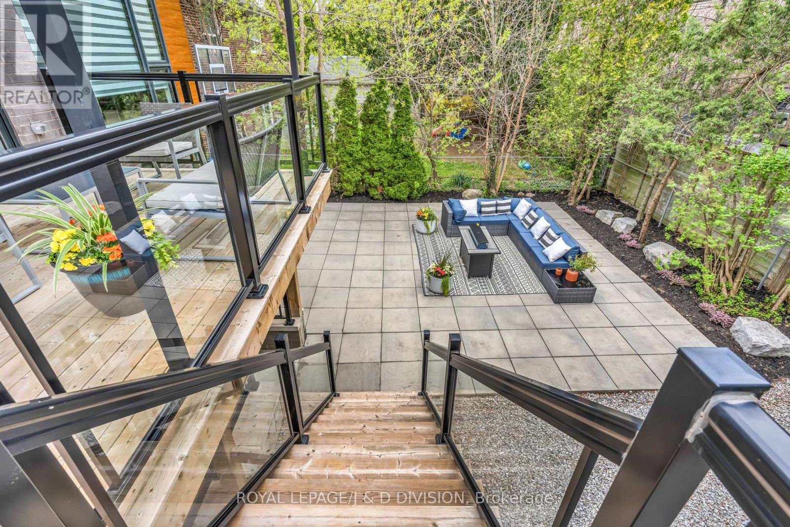 414 Glengarry Avenue, Toronto, Ontario  M5M 1E8 - Photo 46 - C13088230