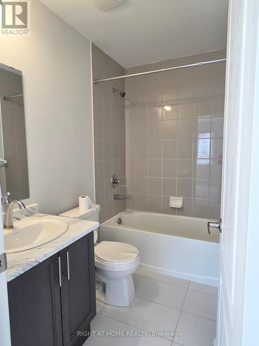 Coach House - 9 Waterleaf Road, Markham, Ontario  L6B 0Z3 - Photo 10 - N13412240