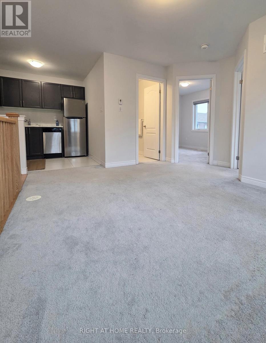 Coach House - 9 Waterleaf Road, Markham, Ontario  L6B 0Z3 - Photo 4 - N13412240