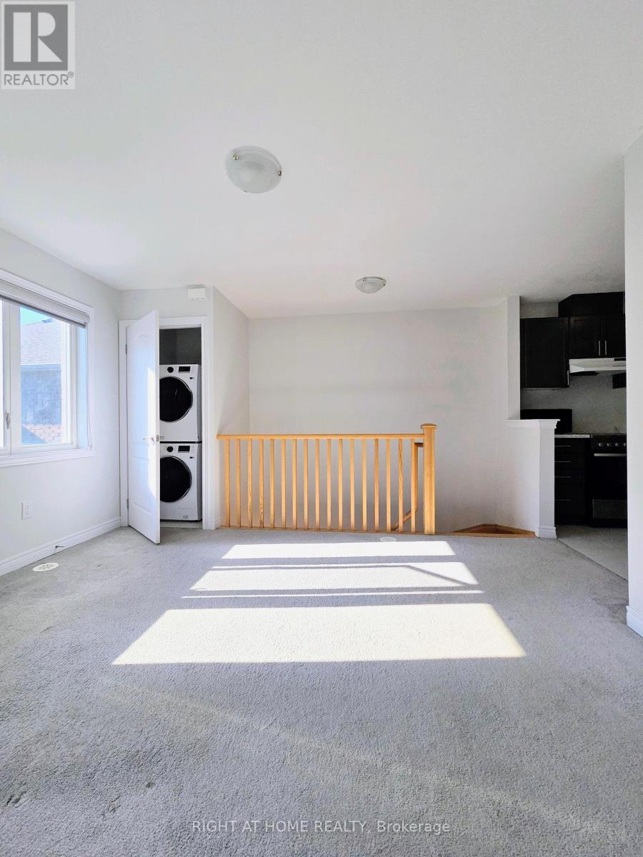 Coach House - 9 Waterleaf Road, Markham, Ontario  L6B 0Z3 - Photo 7 - N13412240
