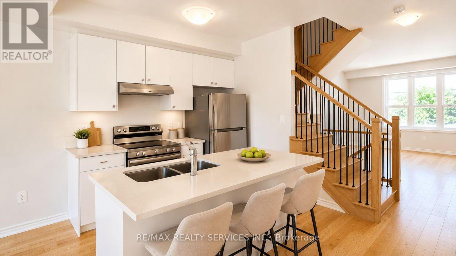 5925 Saigon Street, Mississauga, Ontario  L5V 2V9 - Photo 14 - W13412234