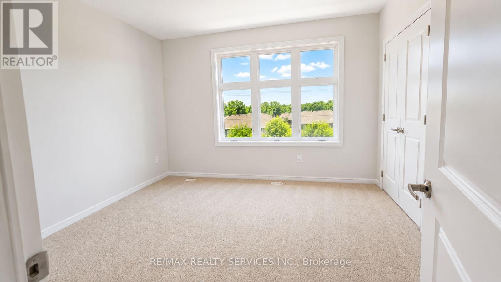 5925 Saigon Street, Mississauga, Ontario  L5V 2V9 - Photo 19 - W13412234