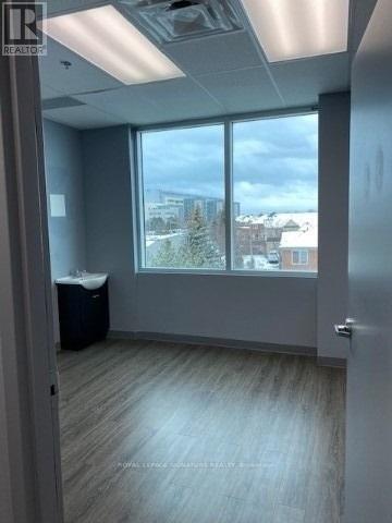 303 - 50 Sunny Meadow Boulevard, Brampton, Ontario  L6R 0Y7 - Photo 2 - W13412236