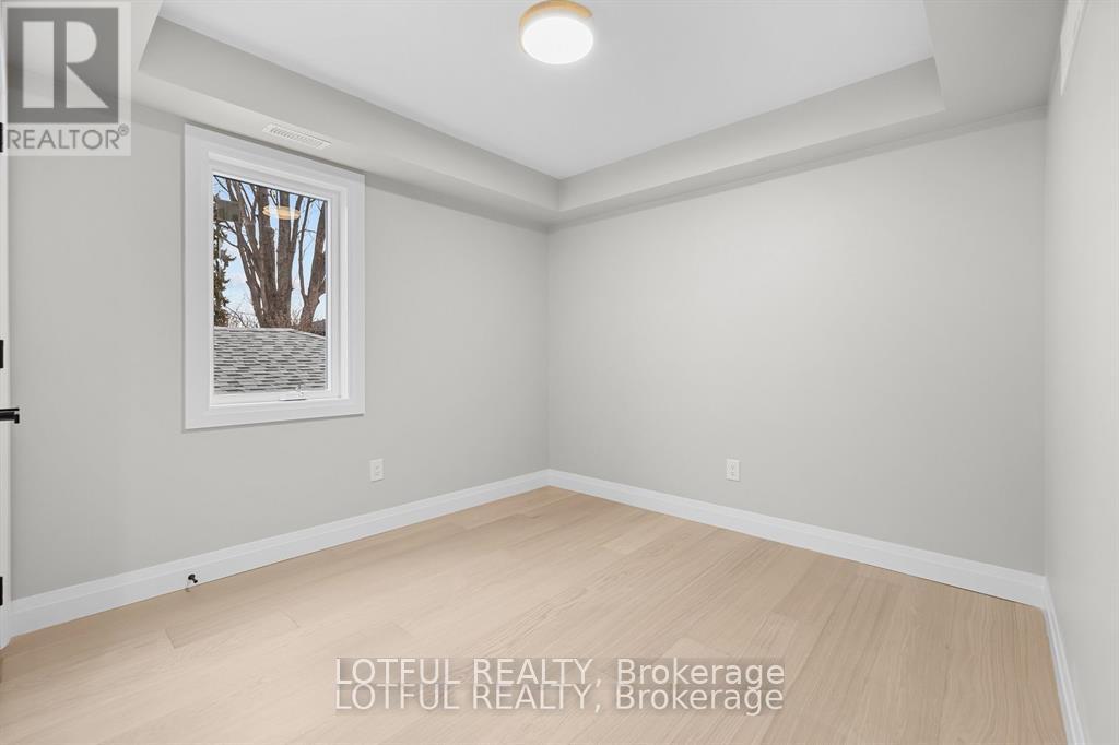 B - 461 Tweedsmuir Avenue, Ottawa, Ontario K1Z 5P1 - Photo 8 - X13412278
