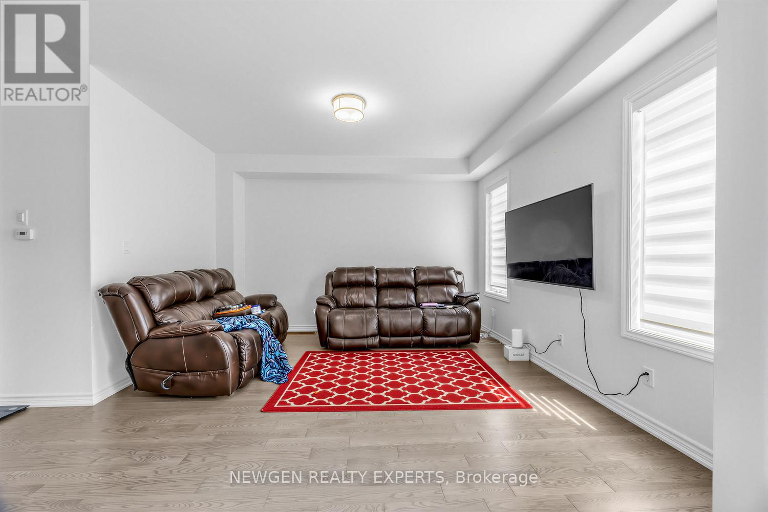 9 Hickling Lane, Ajax, Ontario  L1T 4R1 - Photo 9 - E13412238