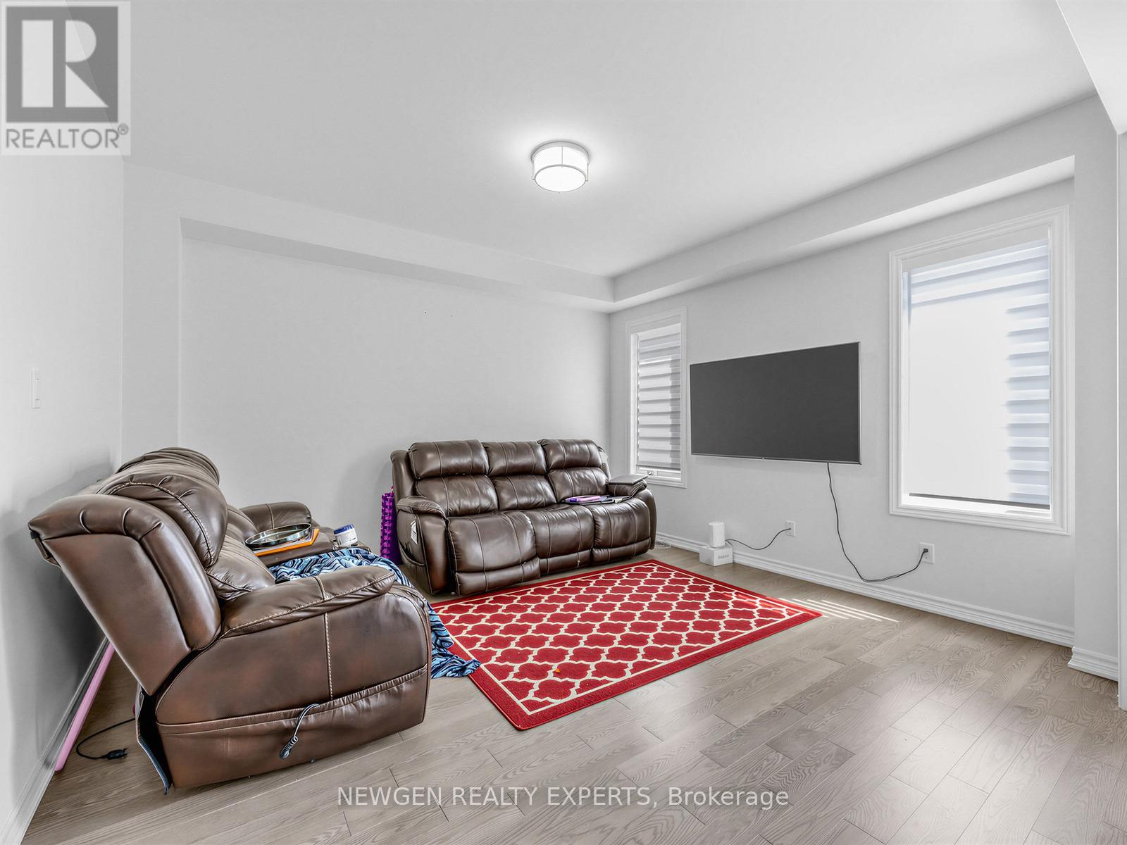 9 Hickling Lane, Ajax, Ontario  L1T 4R1 - Photo 8 - E13412238