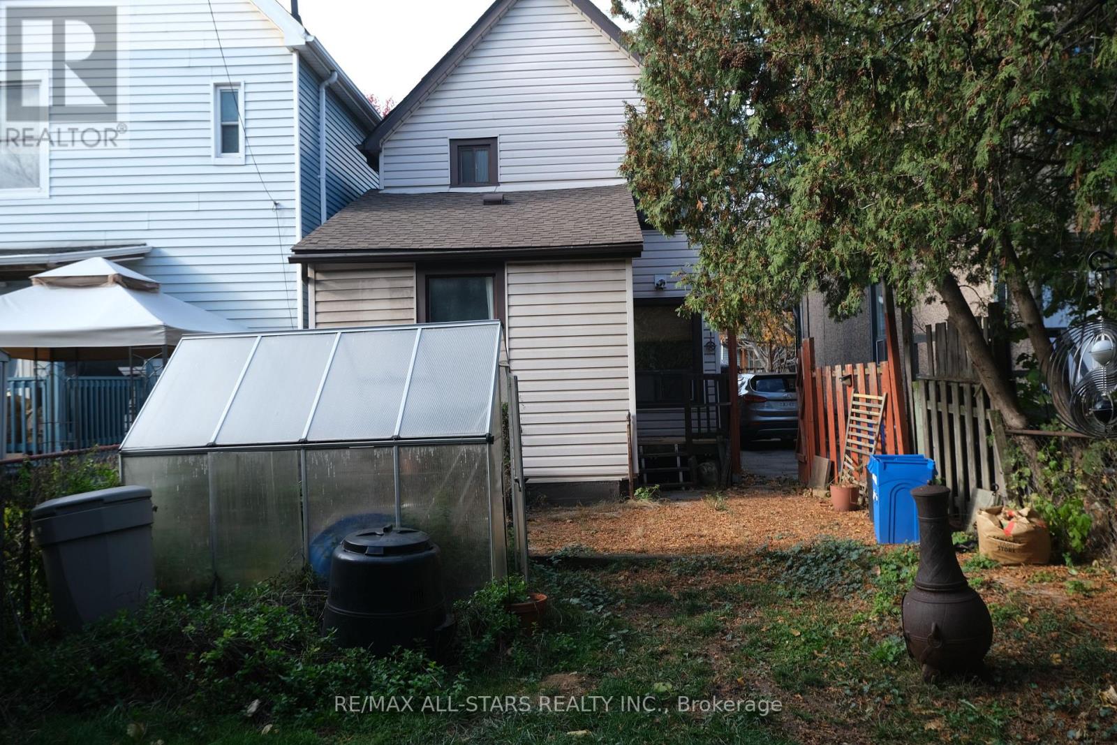 26 Niagara Street, Hamilton, Ontario  L8L 6A2 - Photo 10 - X12553552