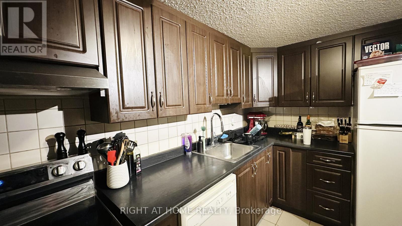 2001 - 1785 Frobisher Lane W, Ottawa, Ontario  K1G 3T7 - Photo 20 - X13231842