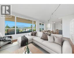709 160 W 3RD STREET, North Vancouver, British Columbia
