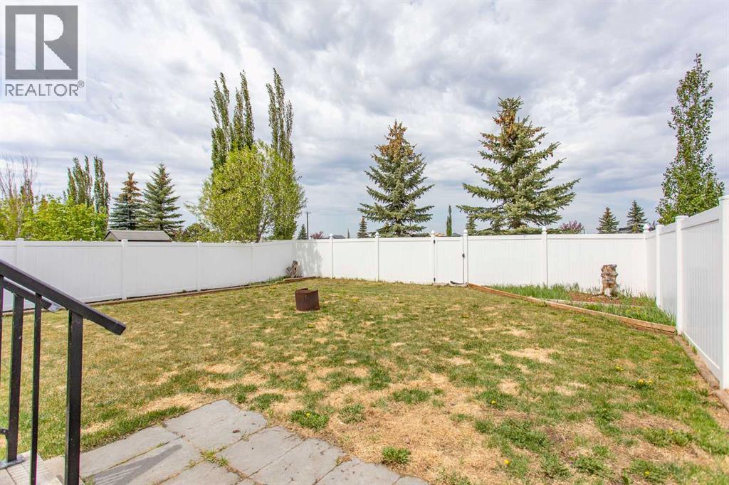 5 Henderson Close, Penhold, Alberta  T0M 1R0 - Photo 32 - A2314463