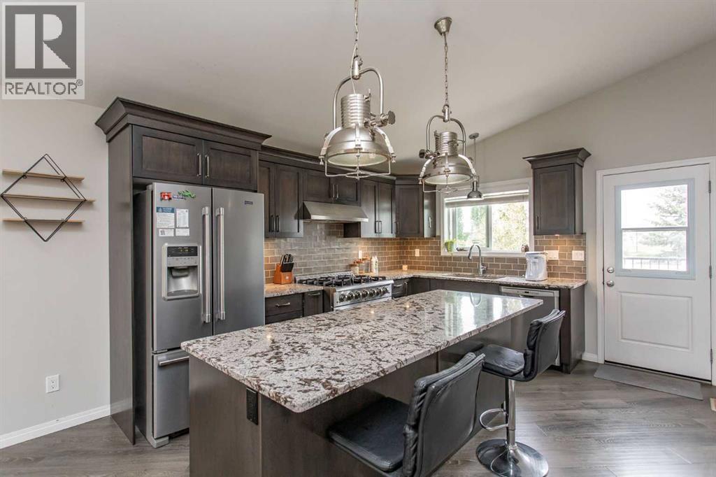 5 Henderson Close, Penhold, Alberta  T0M 1R0 - Photo 10 - A2314463