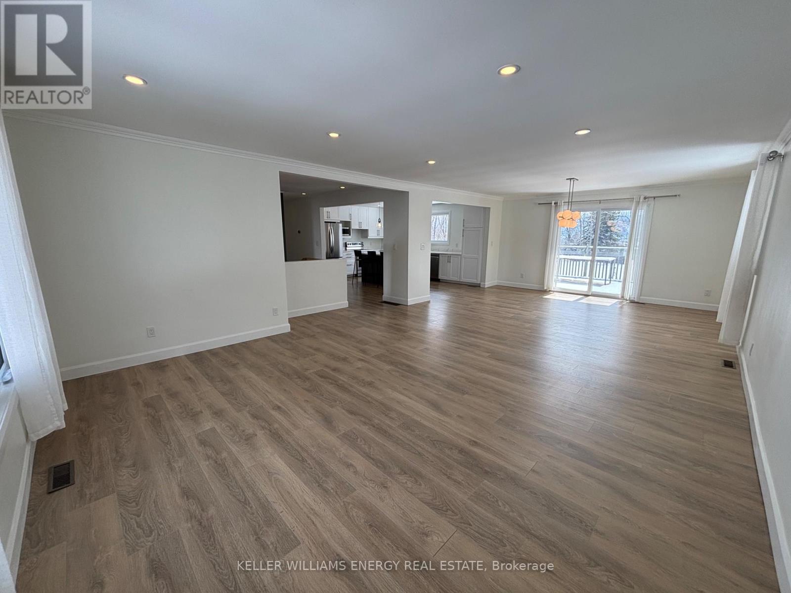 497 Wellington Main Street, Prince Edward County, Ontario  K0K 3L0 - Photo 16 - X12971334