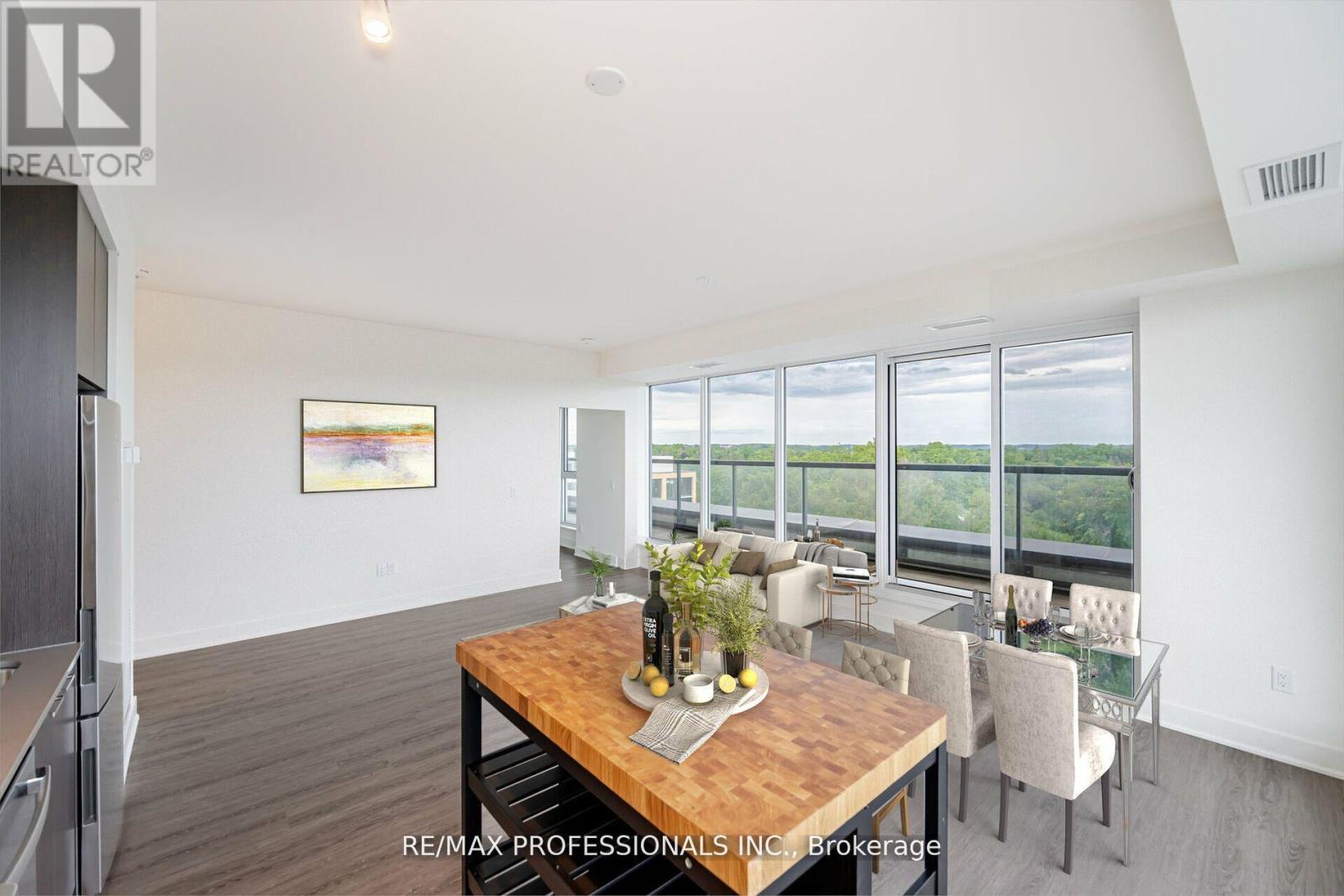 504 - 185 Deerfield Road, Newmarket, Ontario  L3Y 0G7 - Photo 13 - N13412264