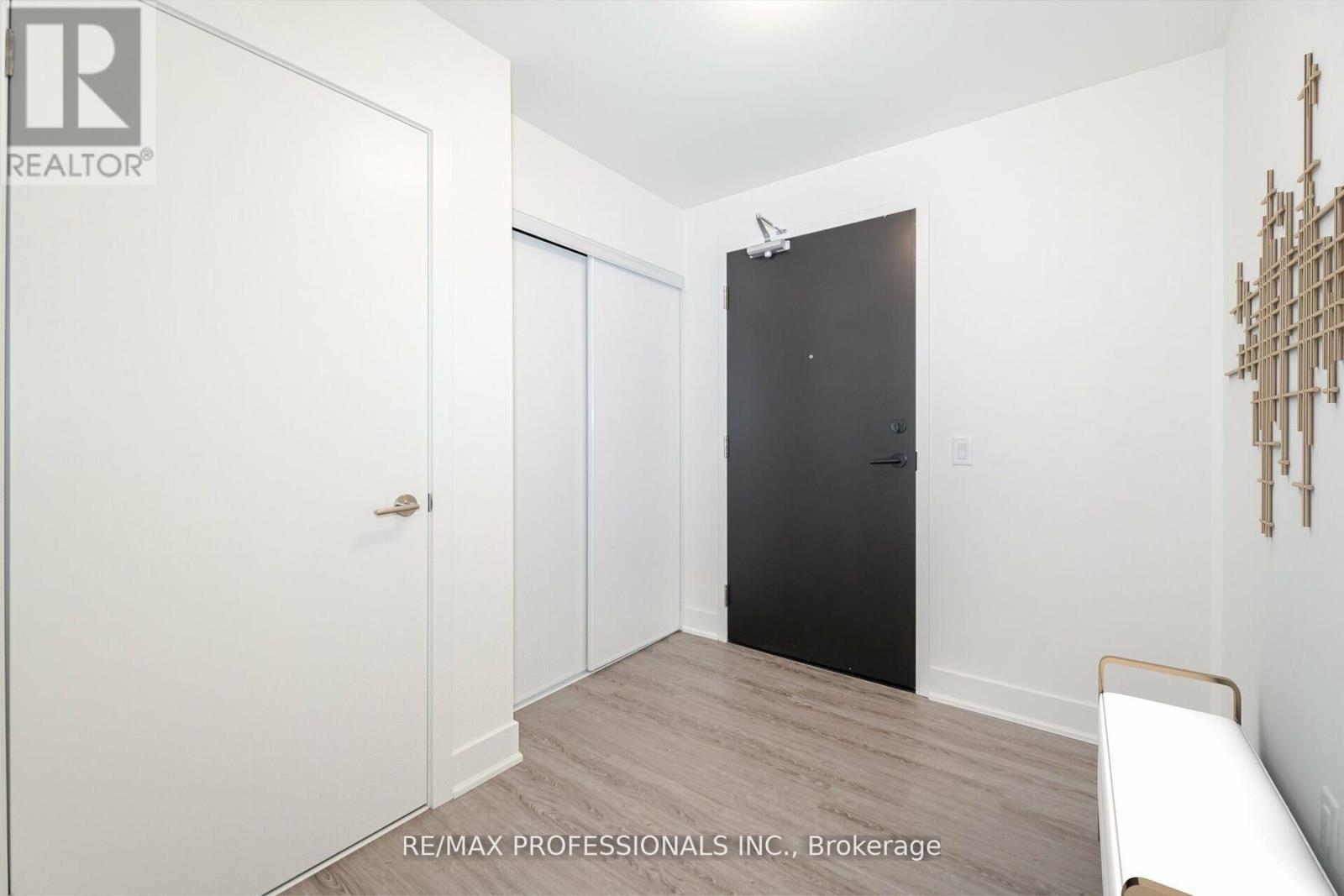 504 - 185 Deerfield Road, Newmarket, Ontario  L3Y 0G7 - Photo 27 - N13412264