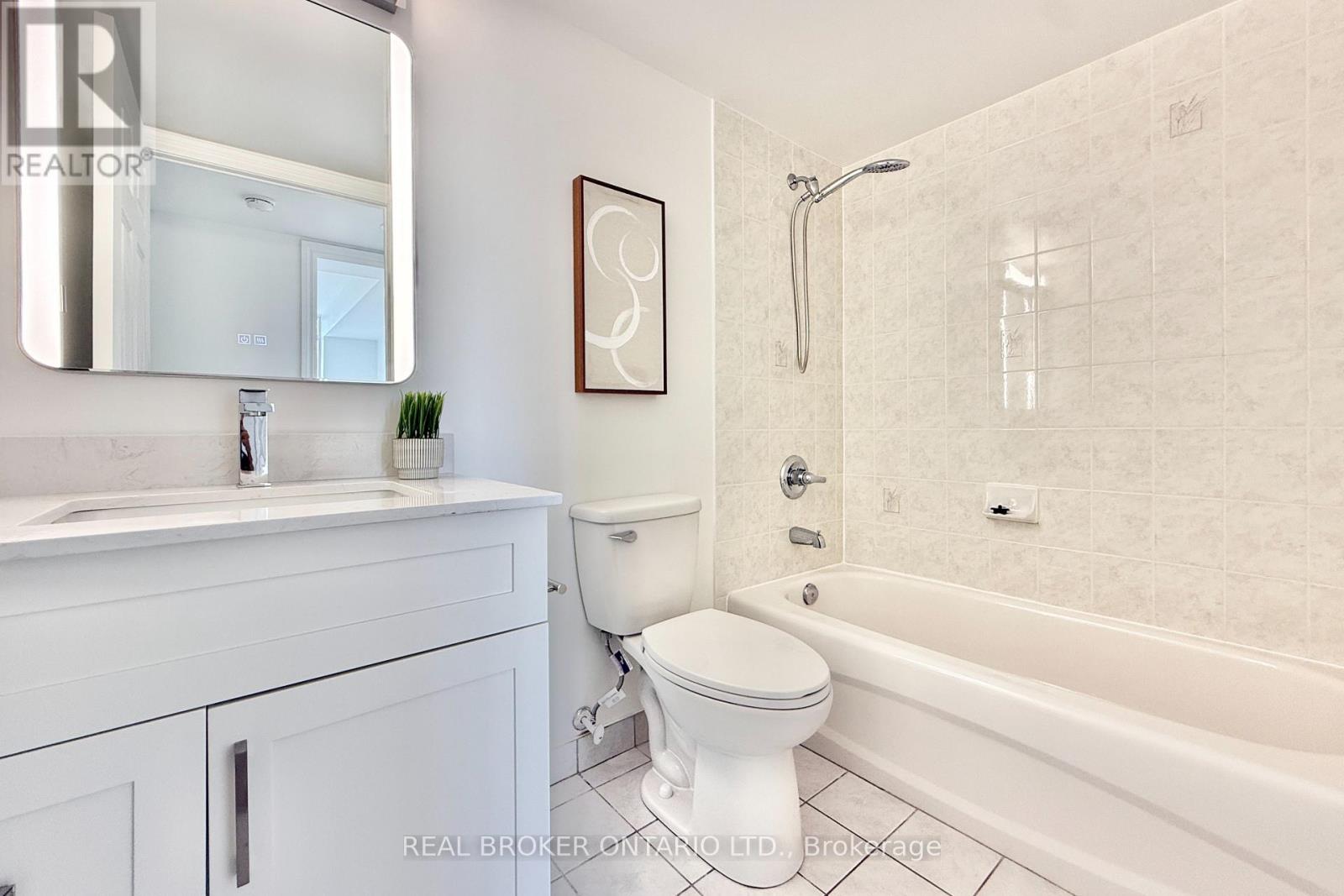 611 - 130 Pond Drive, Markham, Ontario  L3T 7W5 - Photo 28 - N13412268