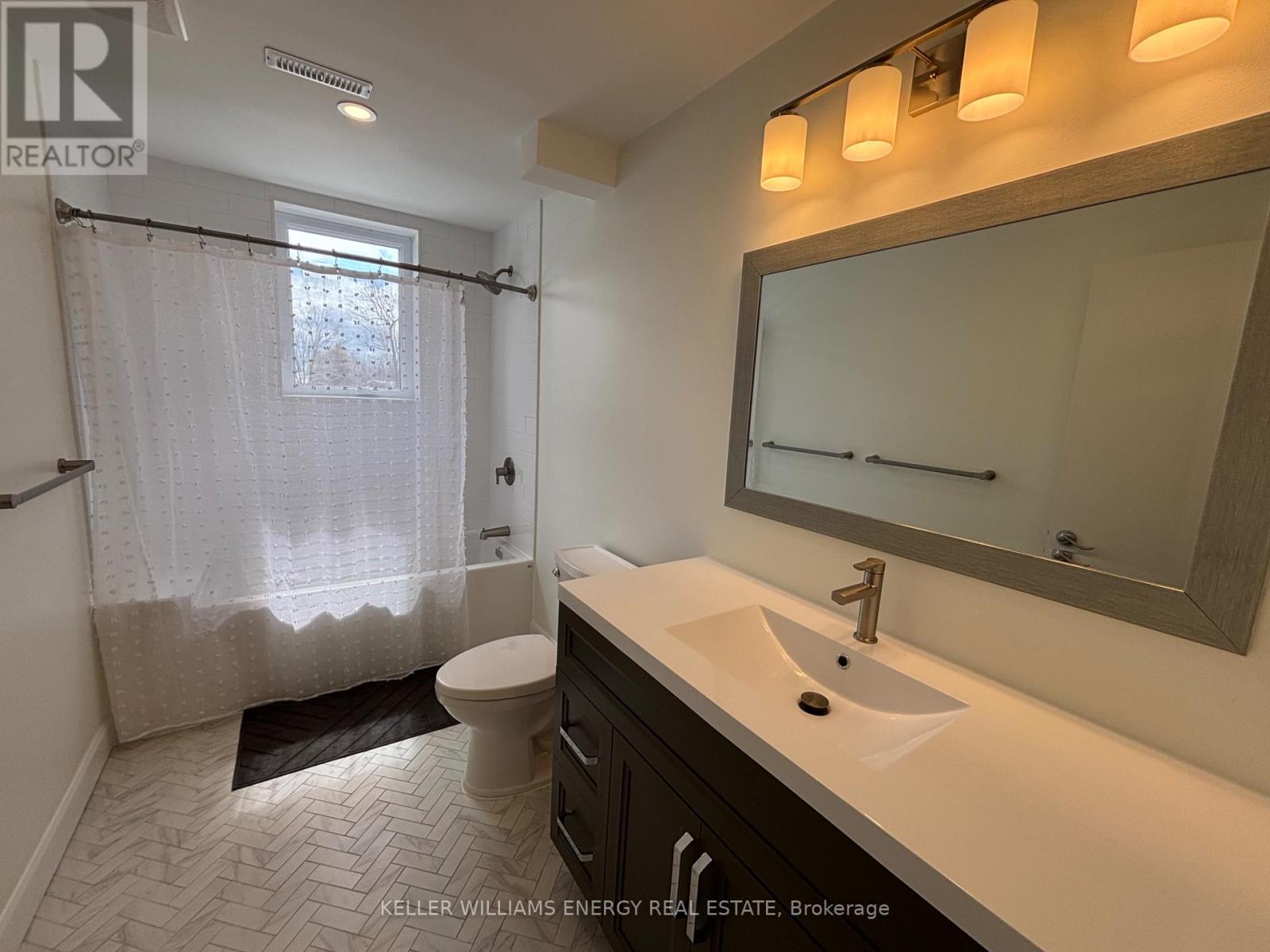 497 Wellington Main Street, Prince Edward County, Ontario  K0K 3L0 - Photo 33 - X12971334
