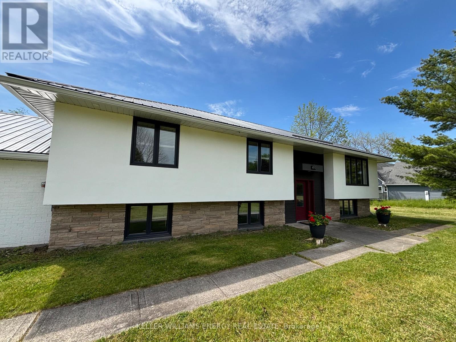 497 Wellington Main Street, Prince Edward County, Ontario  K0K 3L0 - Photo 3 - X12971334