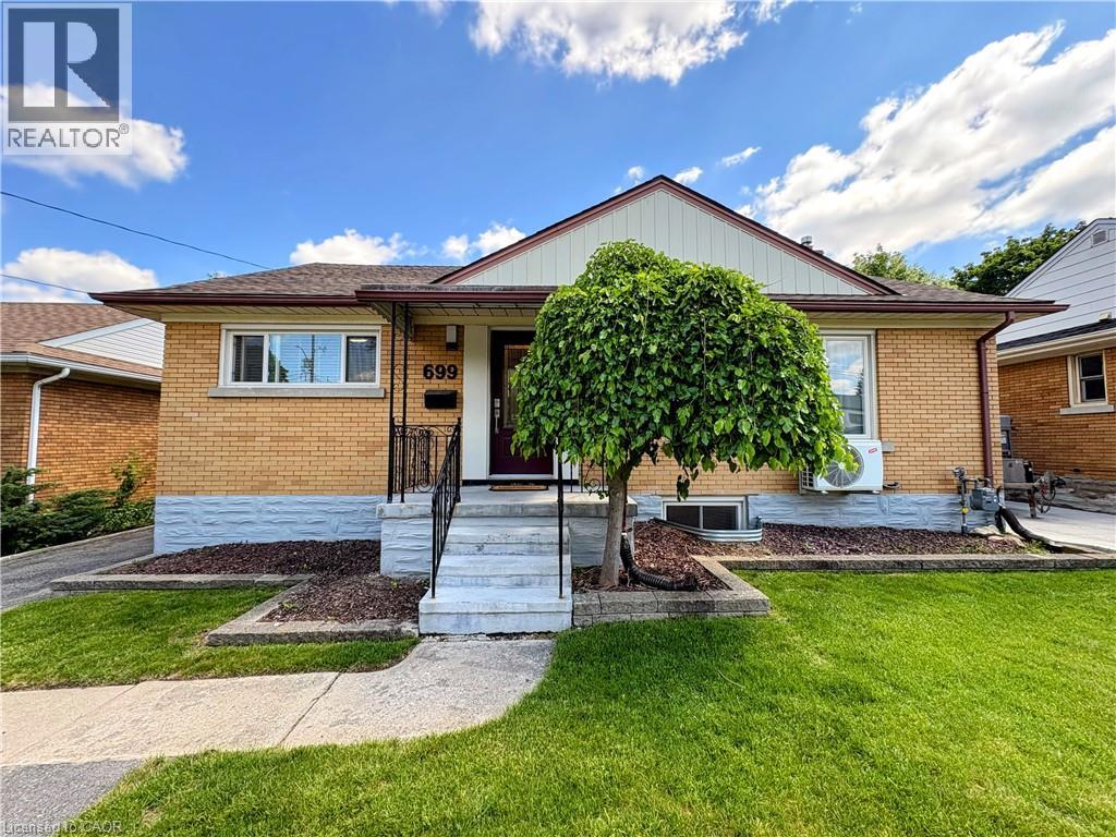 699 FREDERICK Street, Kitchener, Ontario