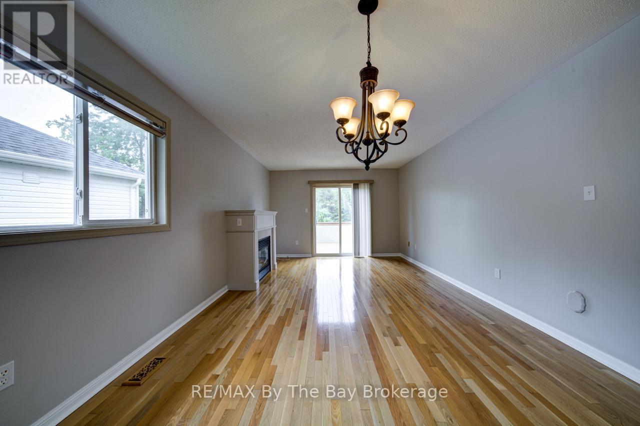 39 Rose Valley Way, Wasaga Beach, Ontario  L9Z 3C5 - Photo 19 - S13412308