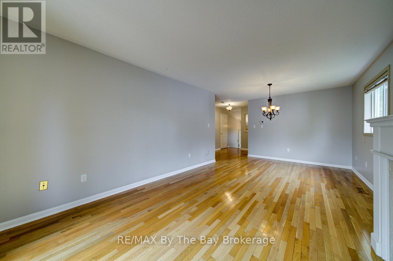 39 Rose Valley Way, Wasaga Beach, Ontario  L9Z 3C5 - Photo 22 - S13412308