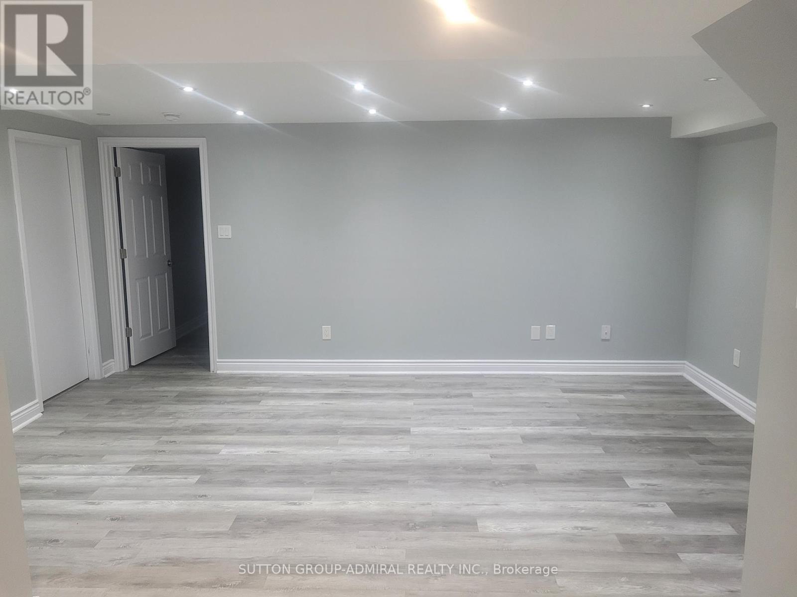 292 Ridgefield Crescent, Vaughan, Ontario  L6A 1J6 - Photo 7 - N13140000