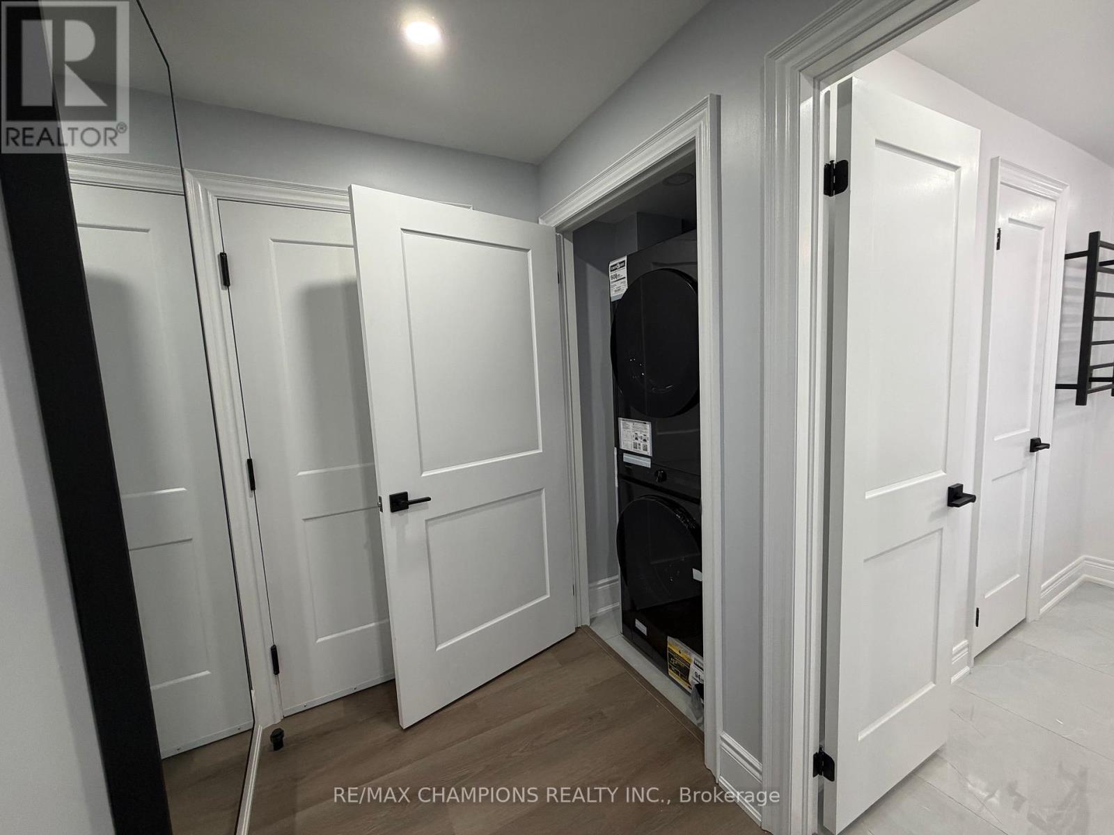 2 Blue Silo Way, Brampton, Ontario  L6X 5P5 - Photo 10 - W13410362