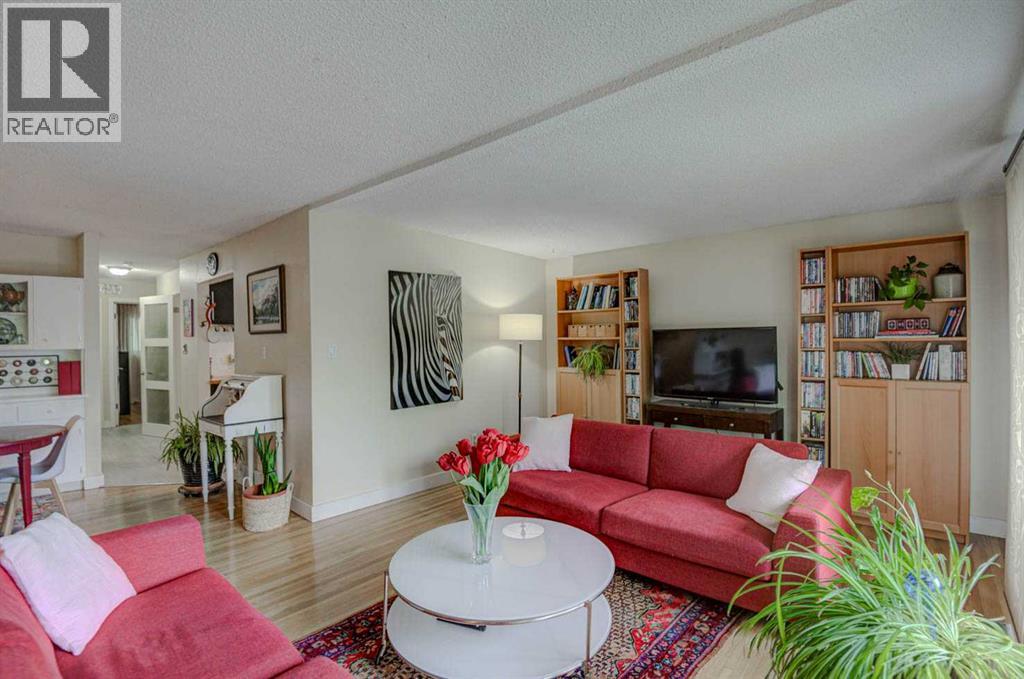 217 26 Avenue NE, Calgary, Alberta T2E 1Z1 - Photo 7 - A2317761