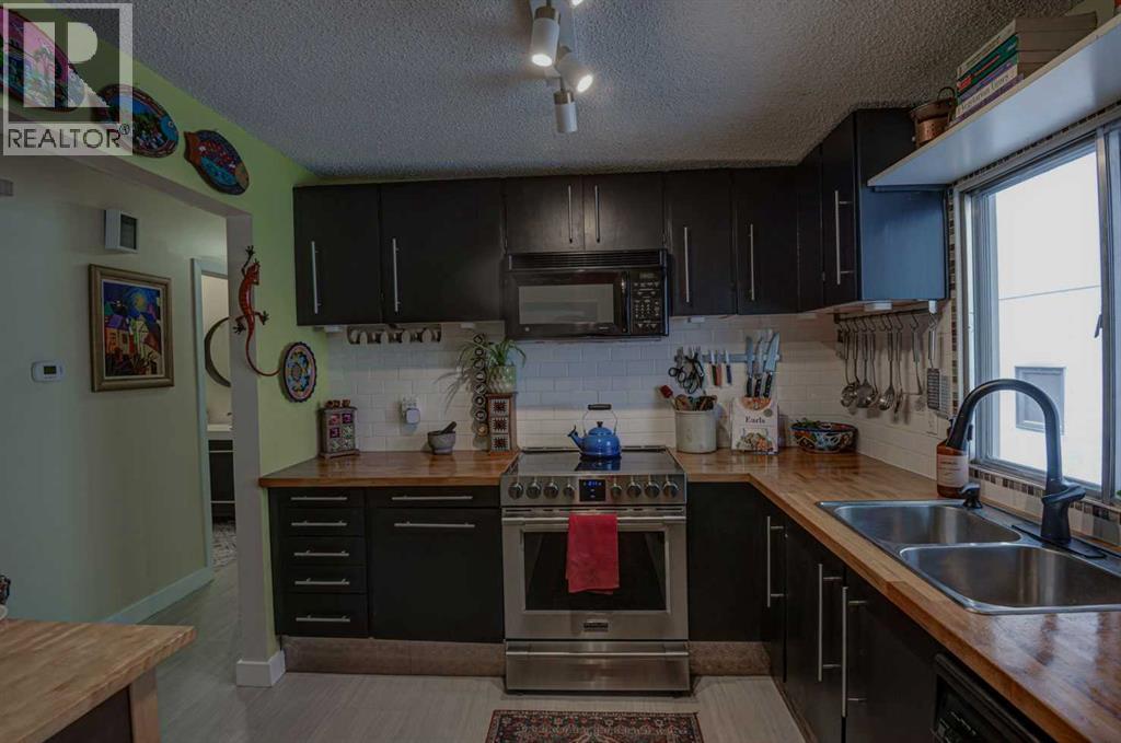 217 26 Avenue NE, Calgary, Alberta T2E 1Z1 - Photo 12 - A2317761