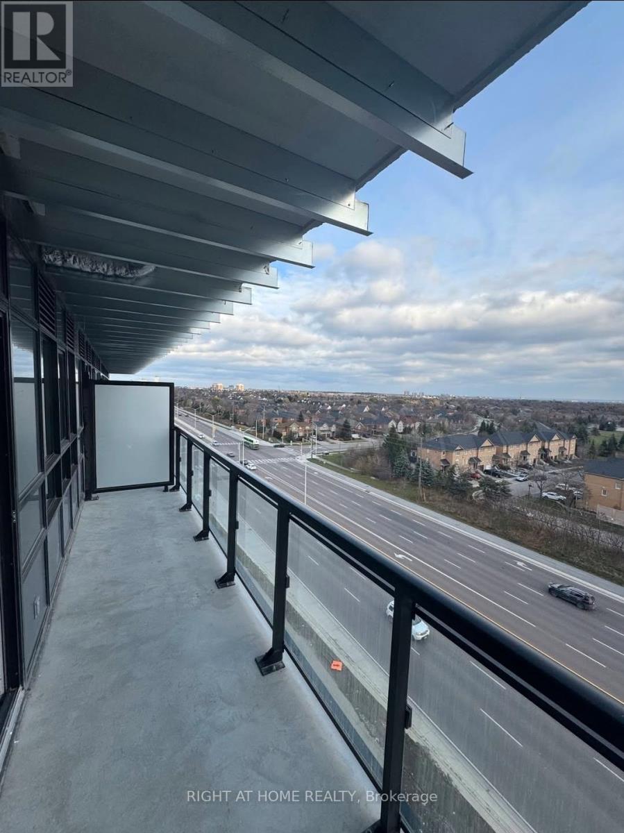 711 - 395 Dundas Street W, Oakville, Ontario  L6M 5R8 - Photo 13 - W13412310