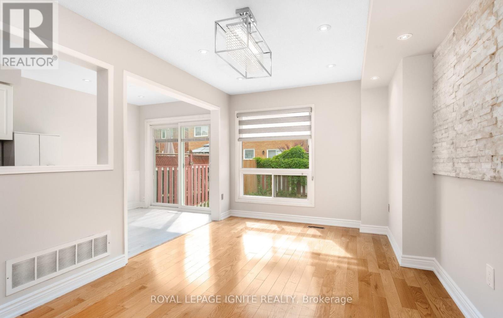 3392 Spirea Terrace, Mississauga, Ontario  L5N 7N3 - Photo 13 - W13412326