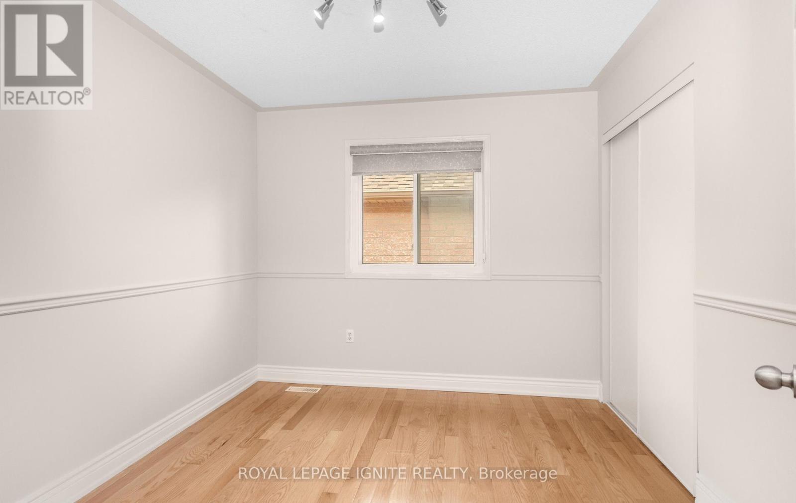 3392 Spirea Terrace, Mississauga, Ontario  L5N 7N3 - Photo 35 - W13412326