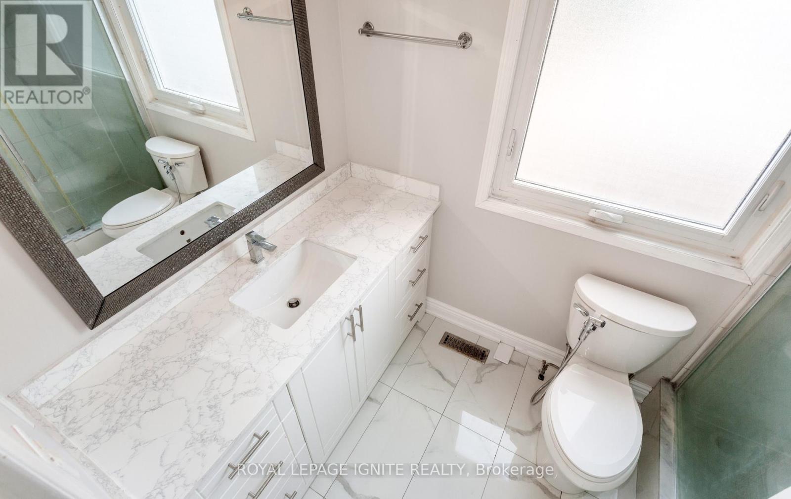 3392 Spirea Terrace, Mississauga, Ontario  L5N 7N3 - Photo 41 - W13412326