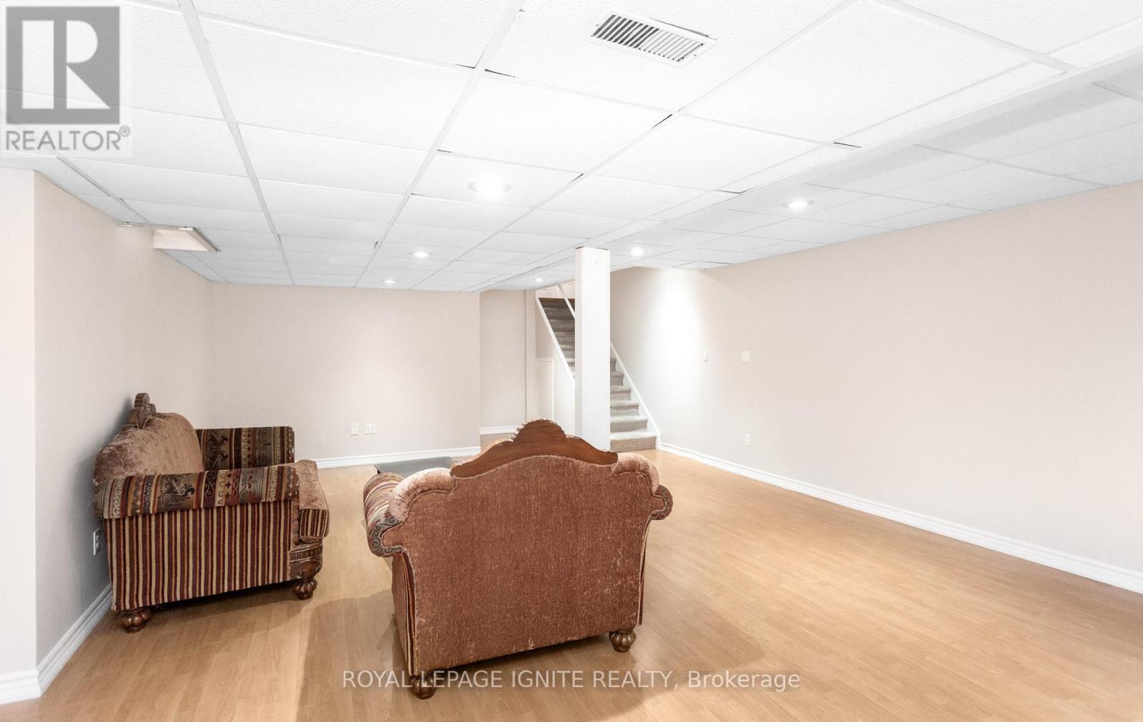 3392 Spirea Terrace, Mississauga, Ontario  L5N 7N3 - Photo 47 - W13412326