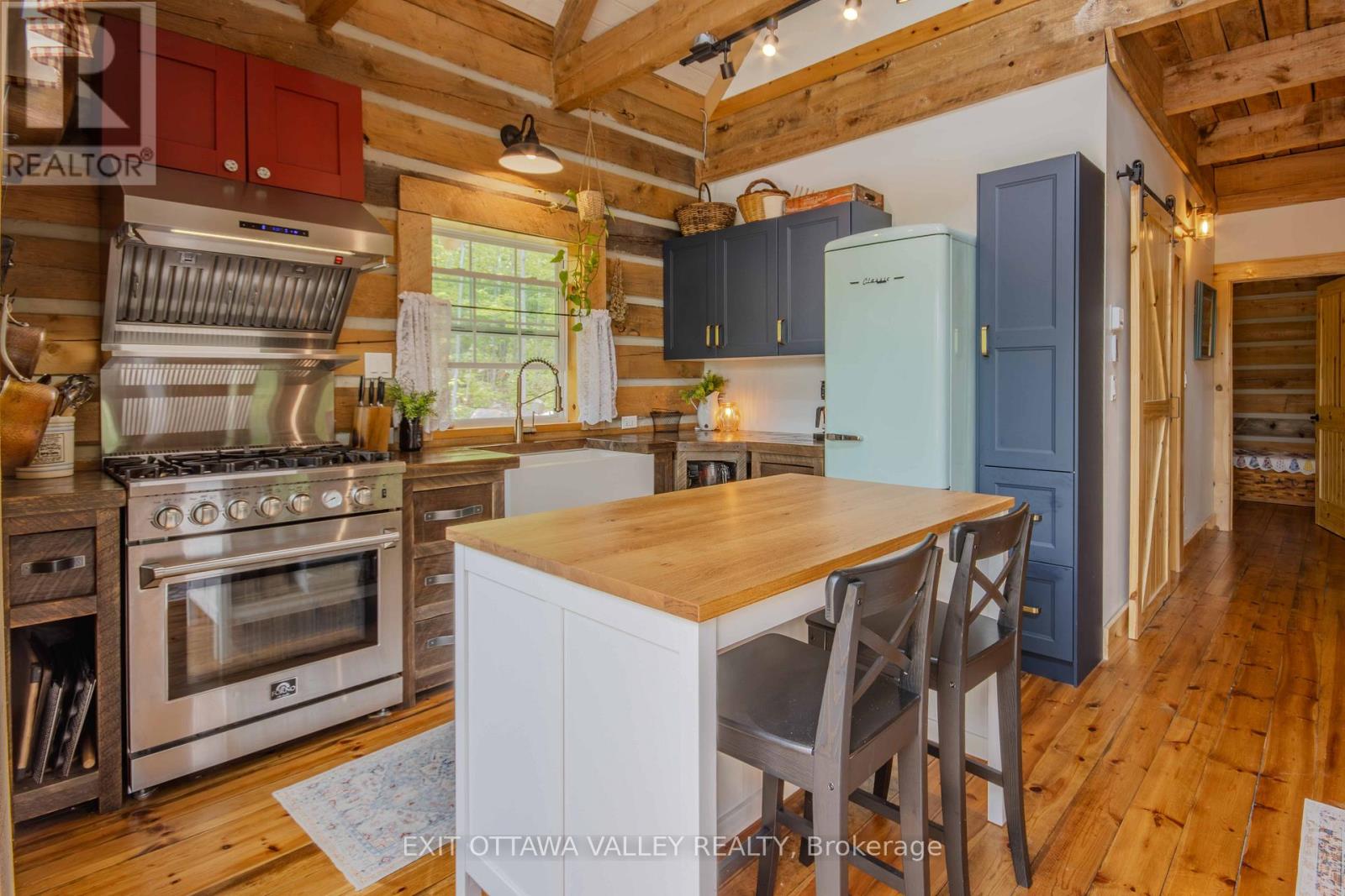 684 Mitchell Road, Madawaska Valley, Ontario  K0J 1B0 - Photo 17 - X13412338