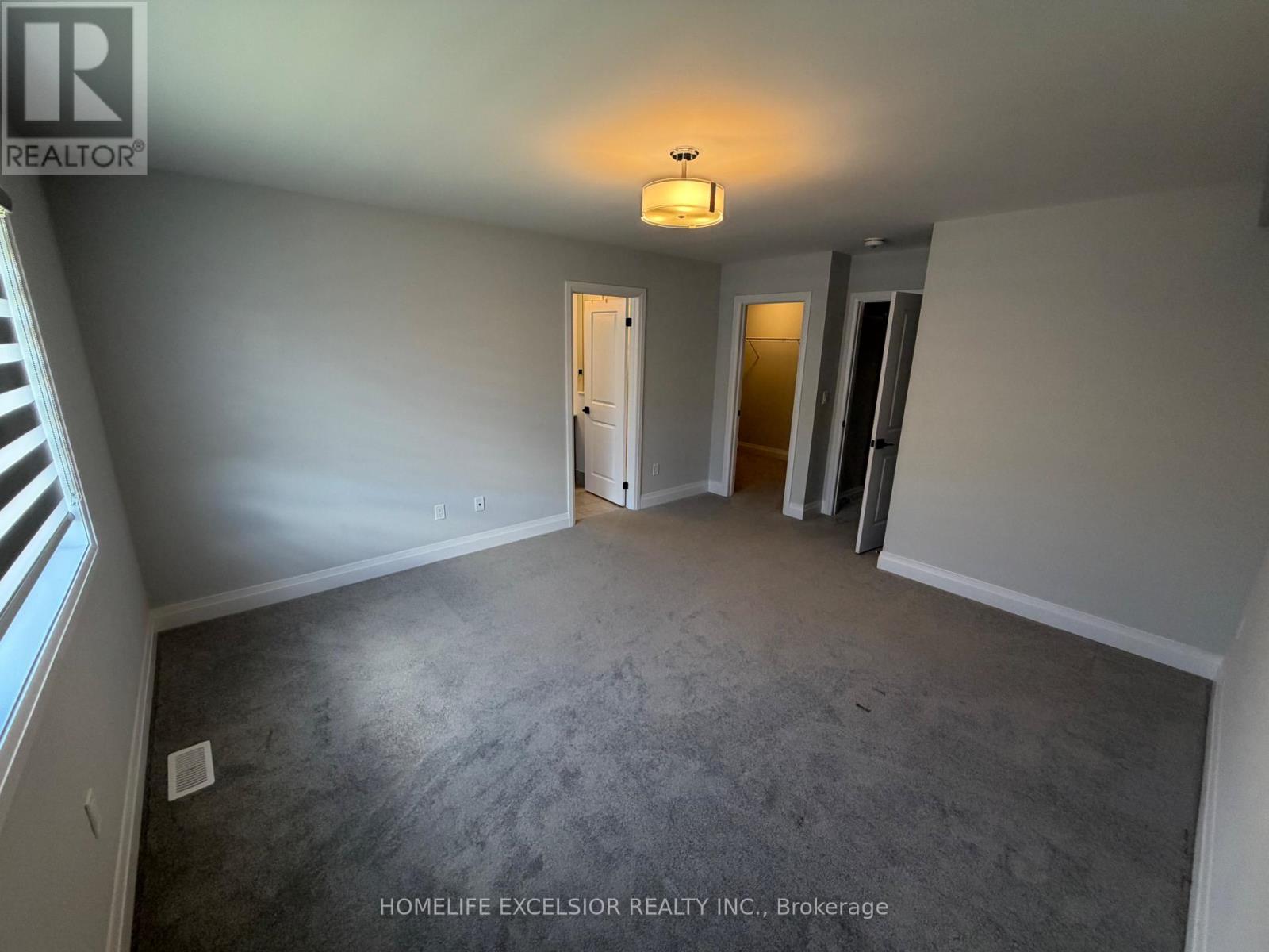 974 Crowsnest Hollow, Pickering, Ontario  L1X 0P4 - Photo 13 - E13114372