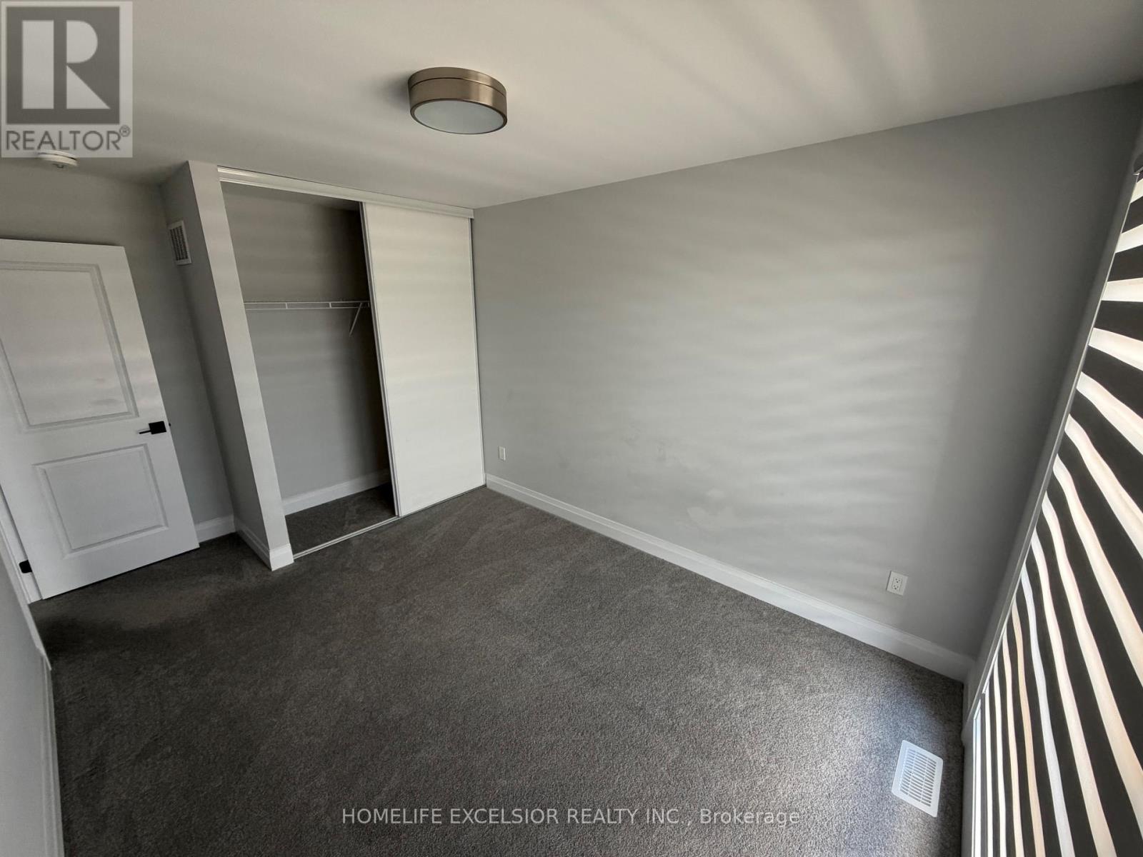 974 Crowsnest Hollow, Pickering, Ontario  L1X 0P4 - Photo 18 - E13114372