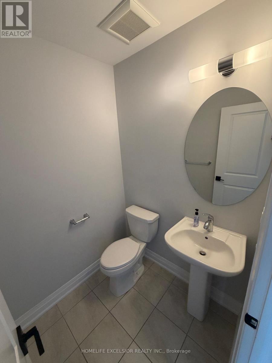 974 Crowsnest Hollow, Pickering, Ontario  L1X 0P4 - Photo 6 - E13114372