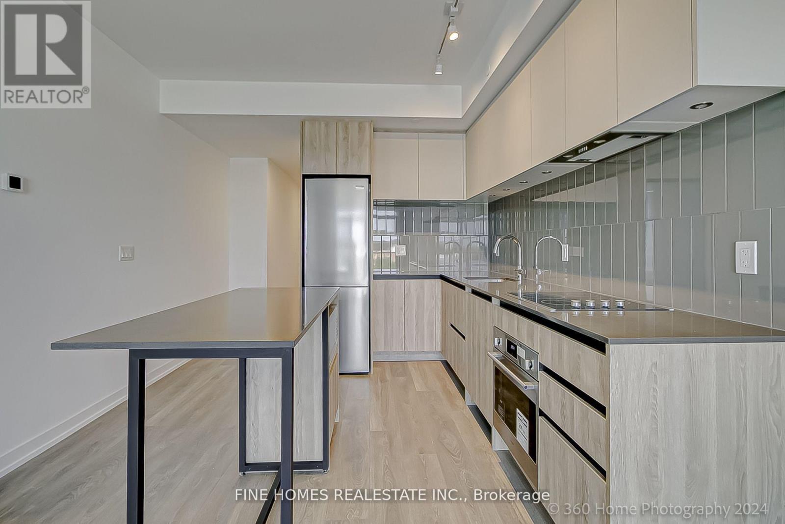 503 - 8 Beverley Glen Boulevard, Vaughan, Ontario  L4J 8N8 - Photo 6 - N13412336