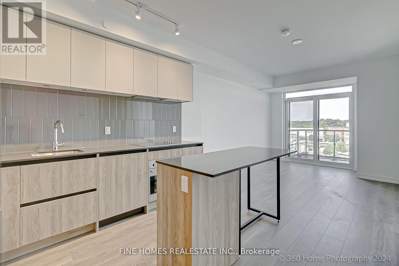503 - 8 Beverley Glen Boulevard, Vaughan, Ontario  L4J 8N8 - Photo 8 - N13412336