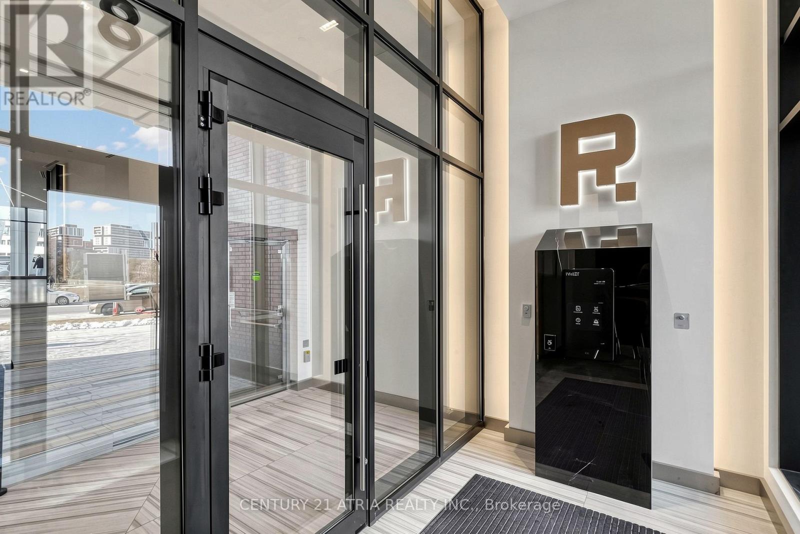 2901 - 18 Water Walk Drive, Markham, Ontario  L3R 6L5 - Photo 4 - N13412342