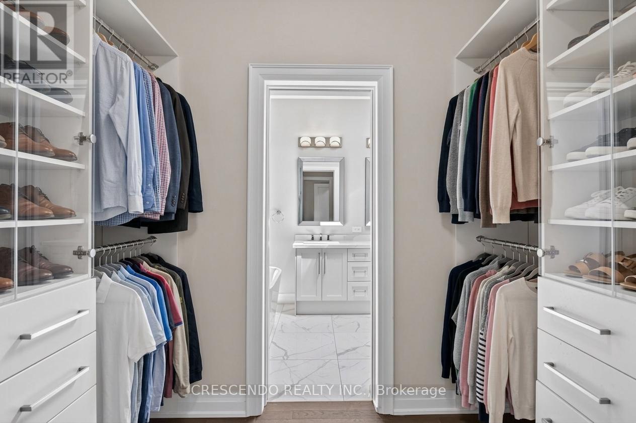 455 Rimilton Avenue, Toronto, Ontario  M8W 2G7 - Photo 24 - W13139024