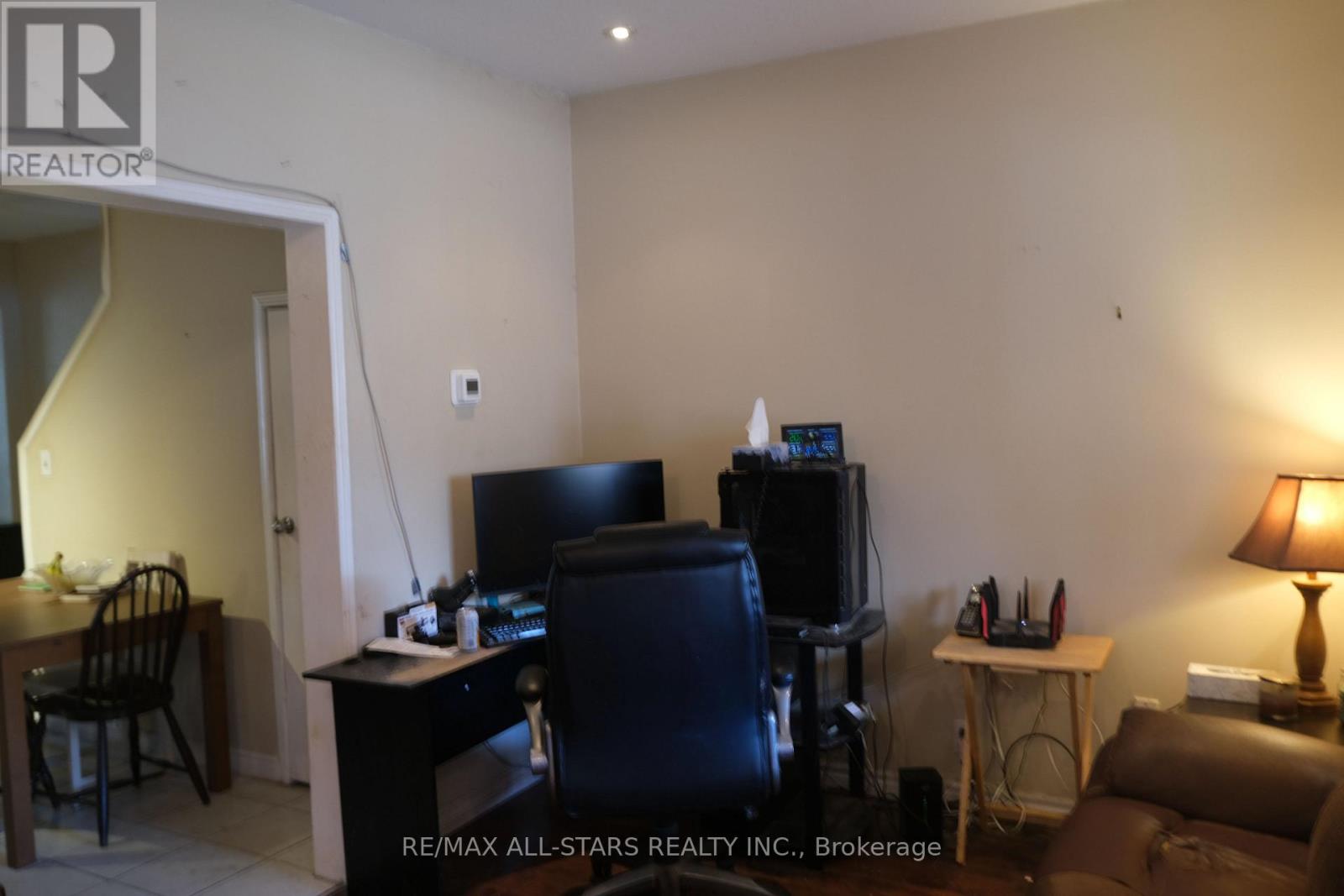 26 Niagara Street, Hamilton, Ontario  L8L 6A2 - Photo 17 - X12553552