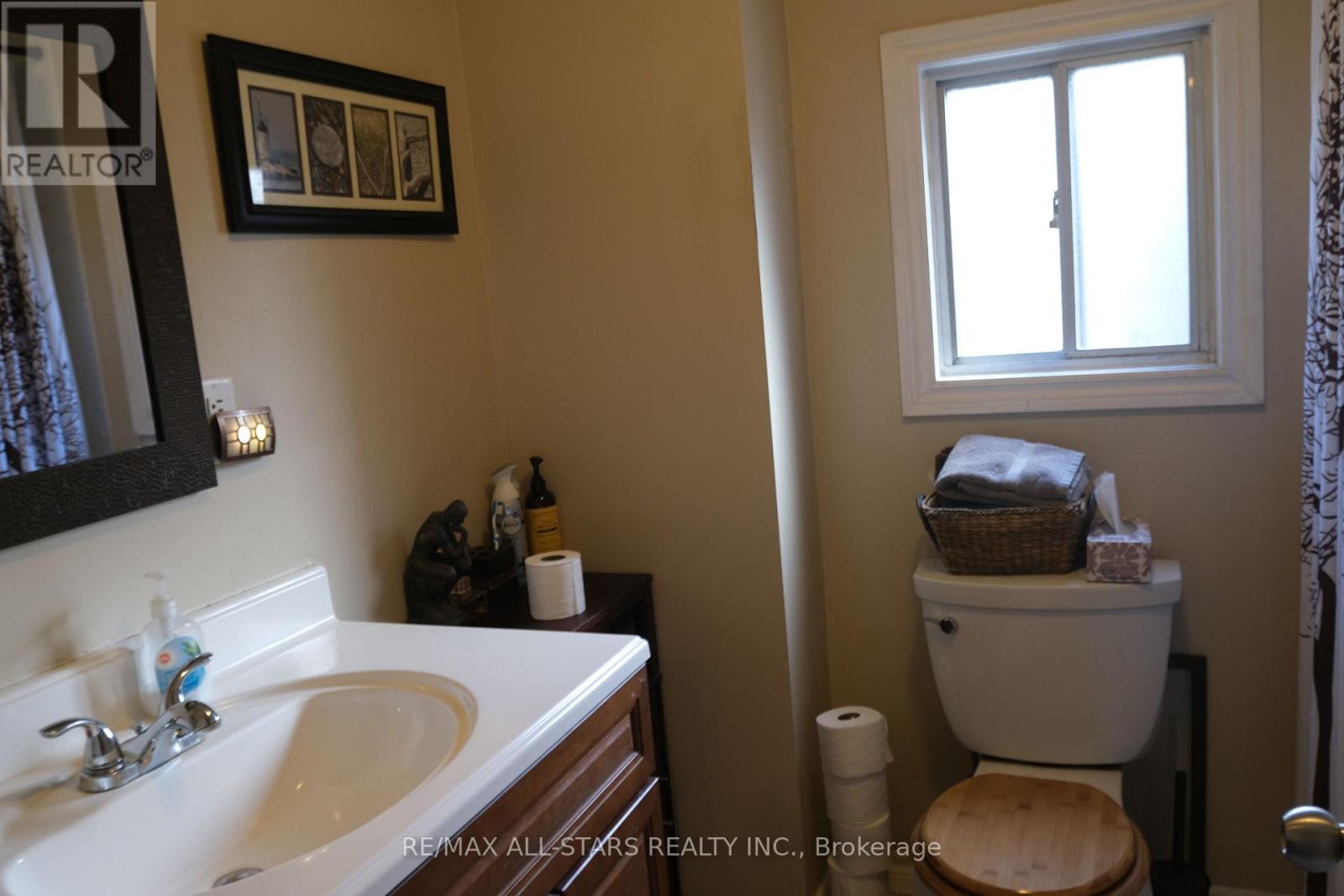 26 Niagara Street, Hamilton, Ontario  L8L 6A2 - Photo 26 - X12553552