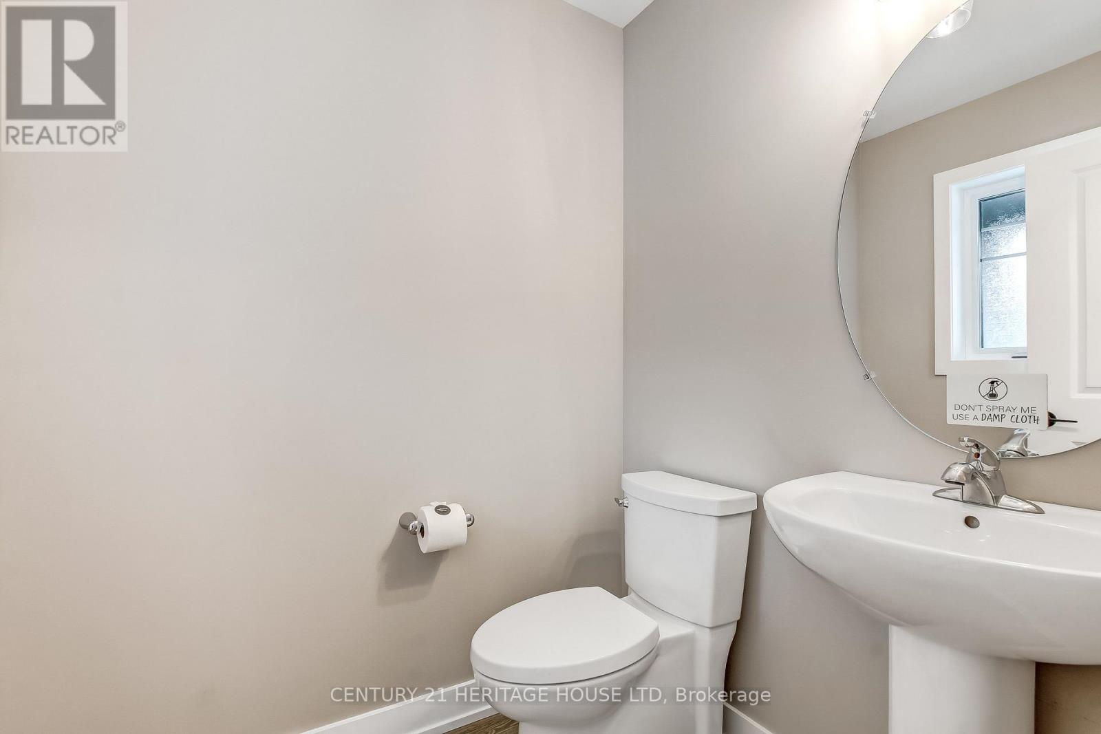 36 Hawks Gate, Central Elgin, Ontario  N5R 0R2 - Photo 5 - X12902856