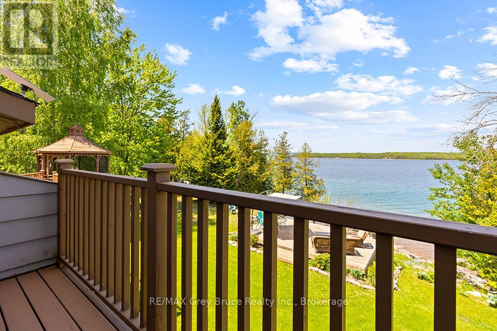 121 Ivy Drive, Georgian Bluffs, Ontario  N0H 2T0 - Photo 11 - X13412378