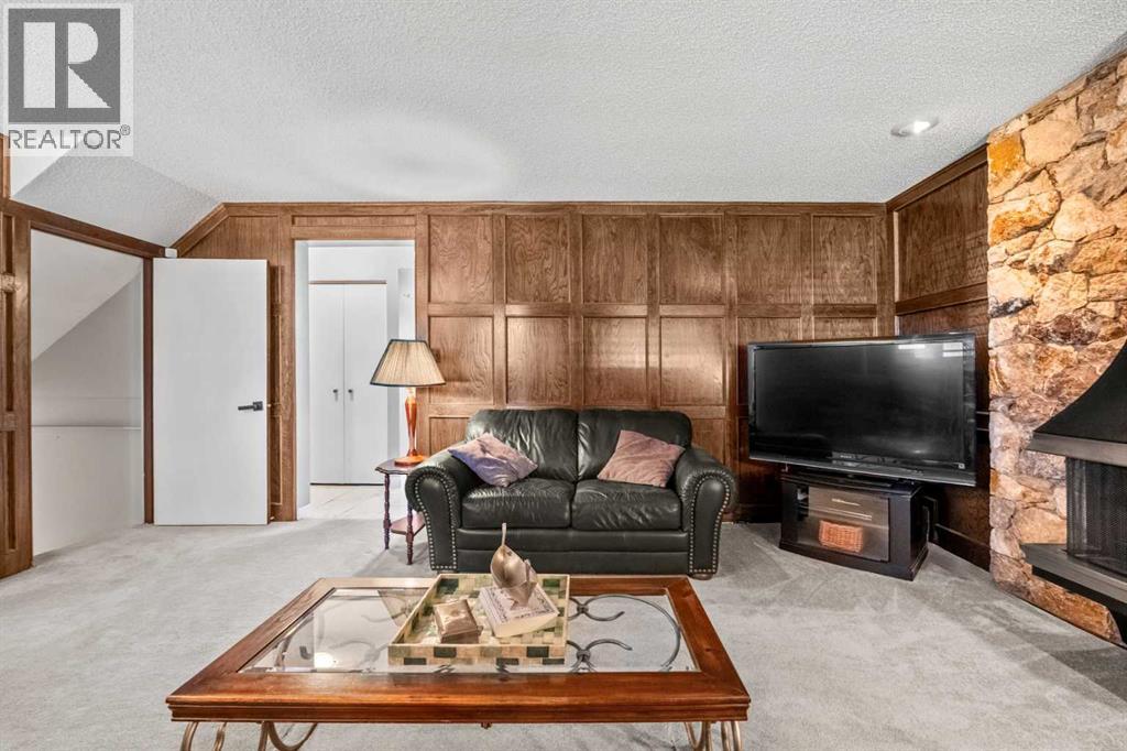 32 Lake Crimson Close SE, Calgary, Alberta  T2J 3K7 - Photo 28 - A2317987