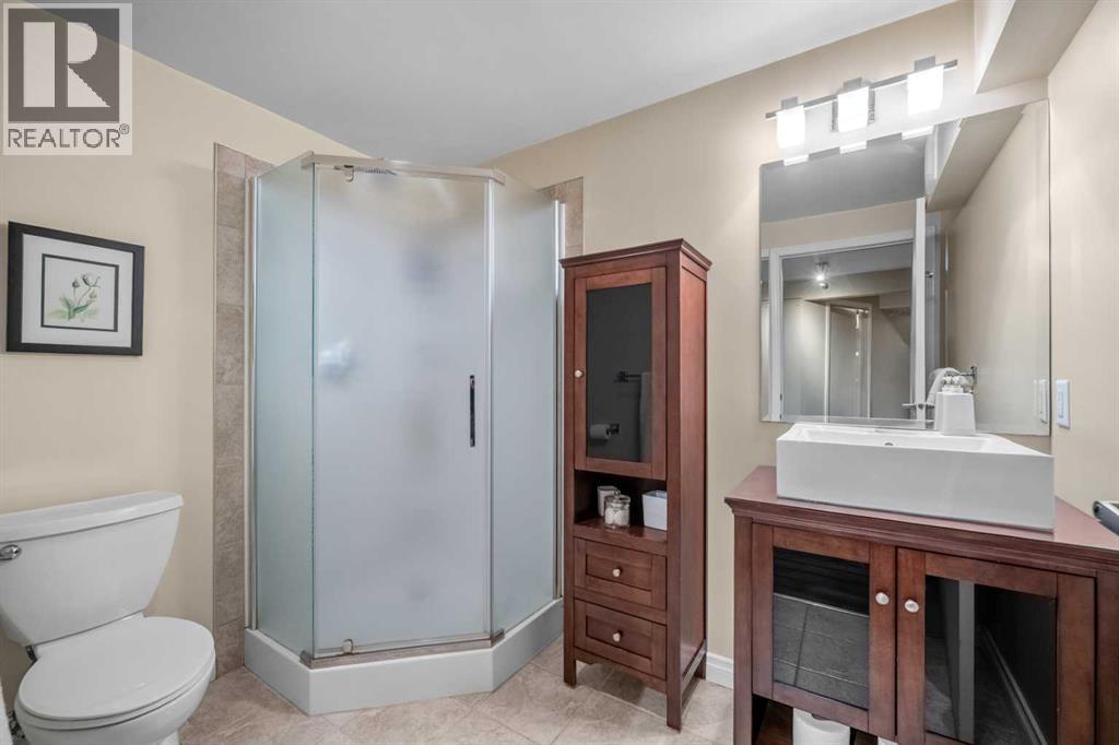 32 Lake Crimson Close SE, Calgary, Alberta  T2J 3K7 - Photo 38 - A2317987