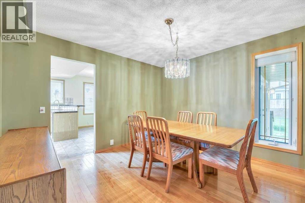 231 Mt Victoria Place SE, Calgary, Alberta  T2Z 1P4 - Photo 7 - A2317511