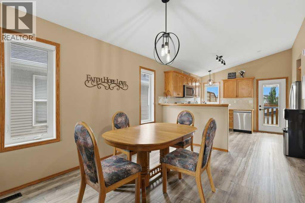 300 Lancaster Drive, Red Deer, Alberta  T4R 3R7 - Photo 11 - A2318699