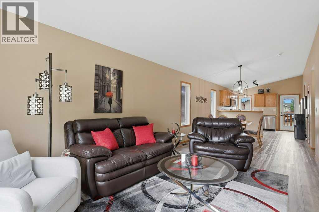 300 Lancaster Drive, Red Deer, Alberta  T4R 3R7 - Photo 9 - A2318699